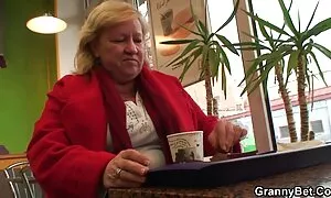 Tummat porno suomessa nännit