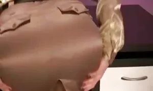 Neitsyt kahdesta työstä suomi porno videot kahdelle miehelle.