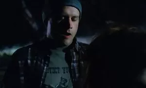 Poika patoo naisia autoon. seksi videot suomi