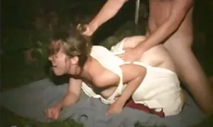 Hän suostutteli siskoni ottamaan ankkoja suomi seksi videot ja ankkoja.
