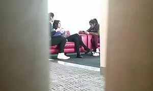 Mies ilmaista suomi pornoa työnsi ison kauniin nuoren tytön.