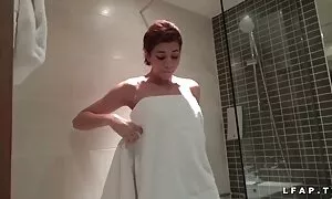 Musta, valkoinen, Tyttöystävä porno finnish